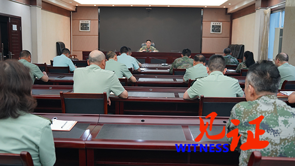 江北区人武部组织集体讨论 深化主题教育实效